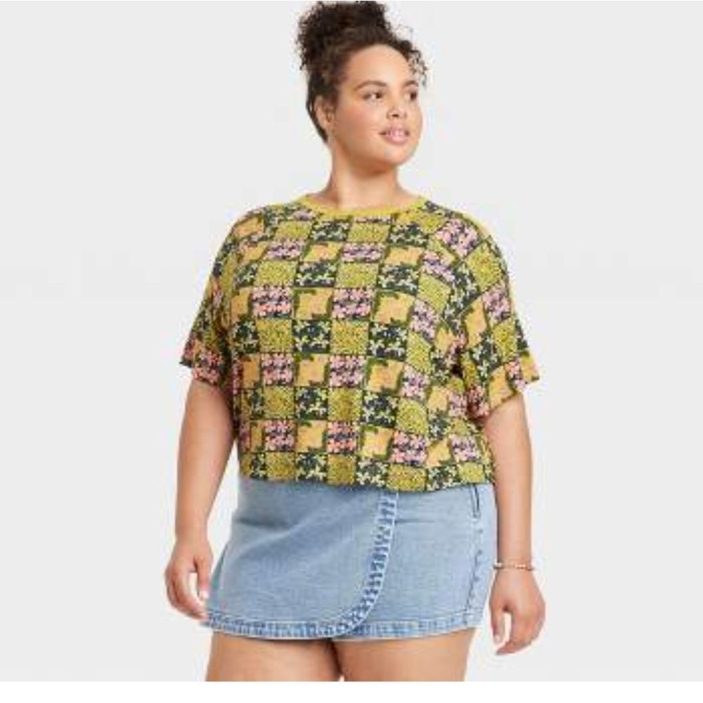 *NWT Target x LHM Cropped Tile Print Oversized Tee Sz.2X